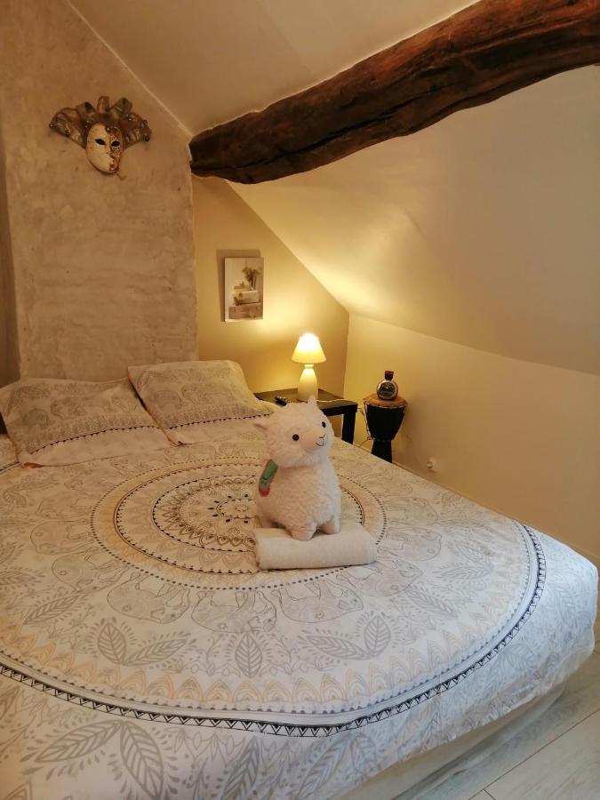 Jacuzzi Massage Sur Rdv,Duo,Reiki,Californien, Reflexologie Plantaire, Et Bouteille Mousseux Offerte Bed & Breakfast Ferolles Екстериор снимка